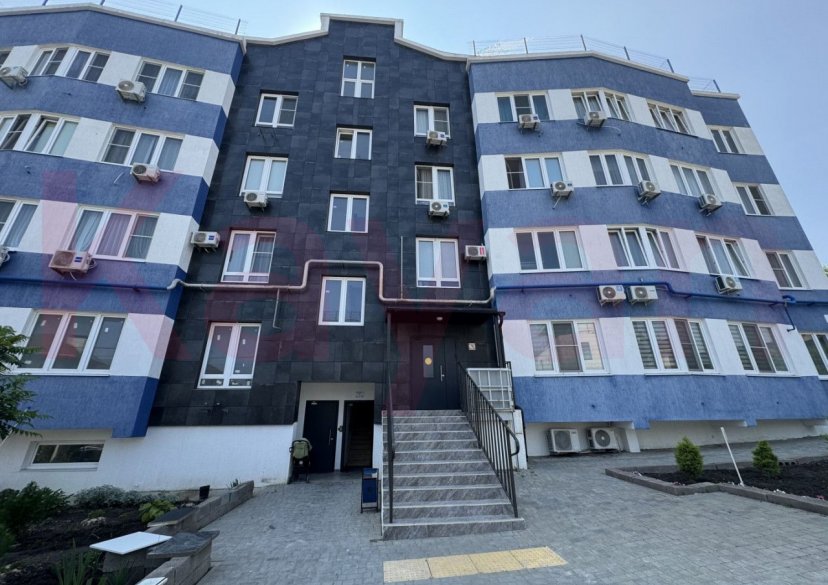 Продажа 2-комн. квартиры, 53 кв.м фото 0