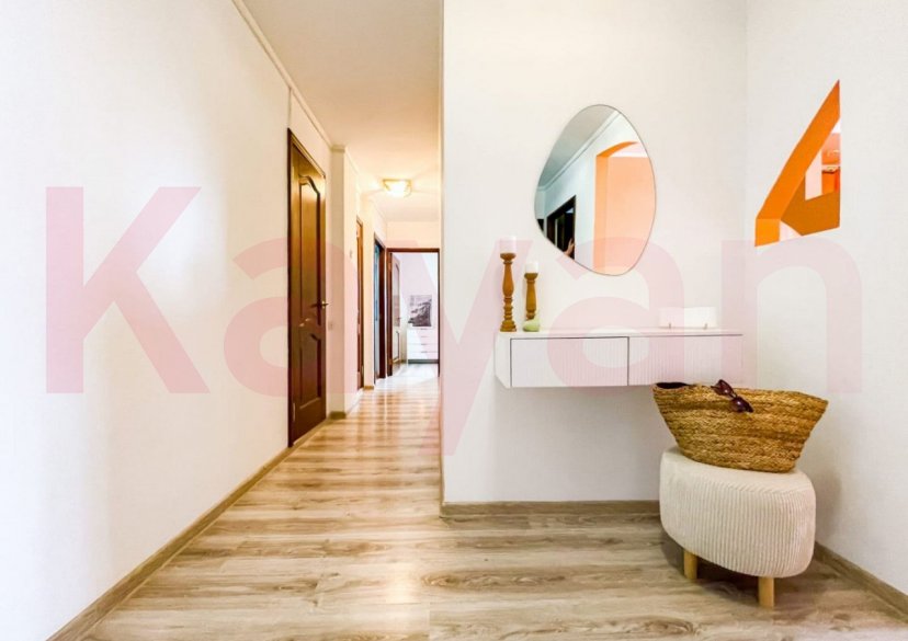 Продажа 4-комн. квартиры, 77 кв.м фото 0