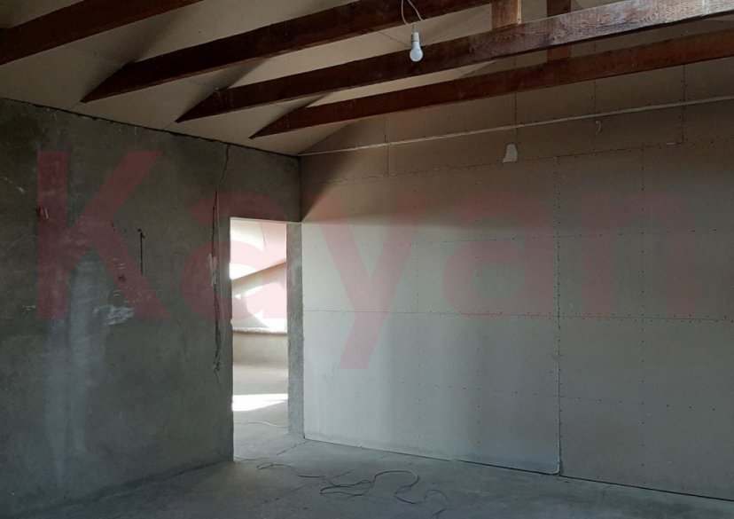 Продажа 3-комн. квартиры, 130.1 кв.м фото 2